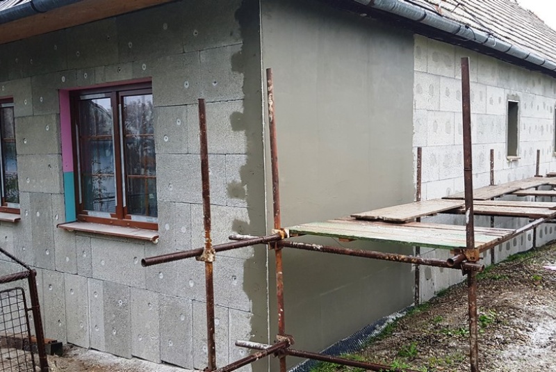  Kamenný dom - Brhlovce