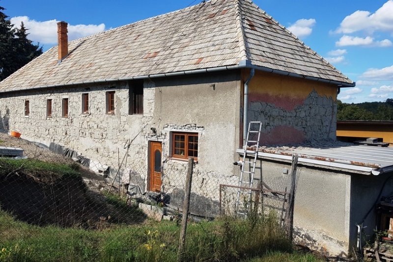  Kamenný dom - Brhlovce